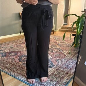 GUESS Black Wide Leg Tie Waist Pants